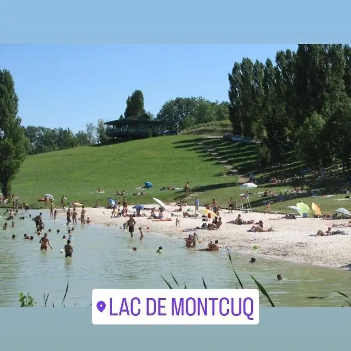 L'Edredon De Josephine Apartman Montcuq 0*,
